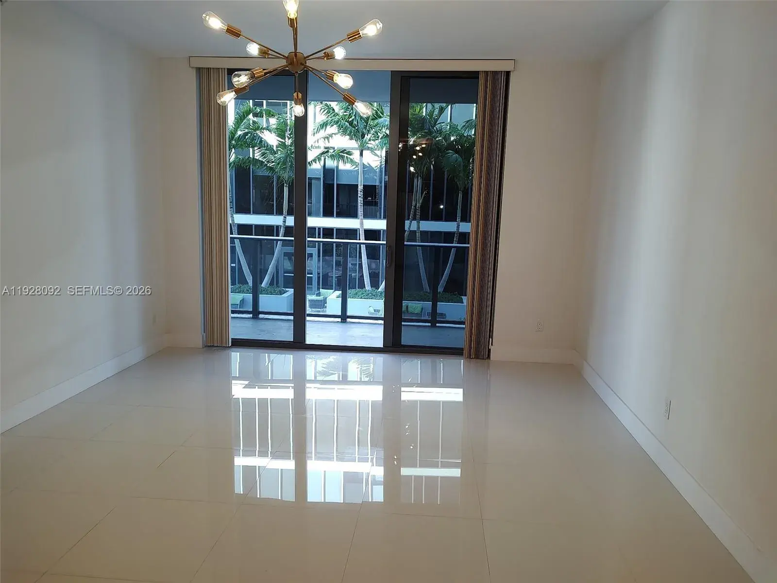 2960 NE 207th St # 607, Aventura FL 33180
