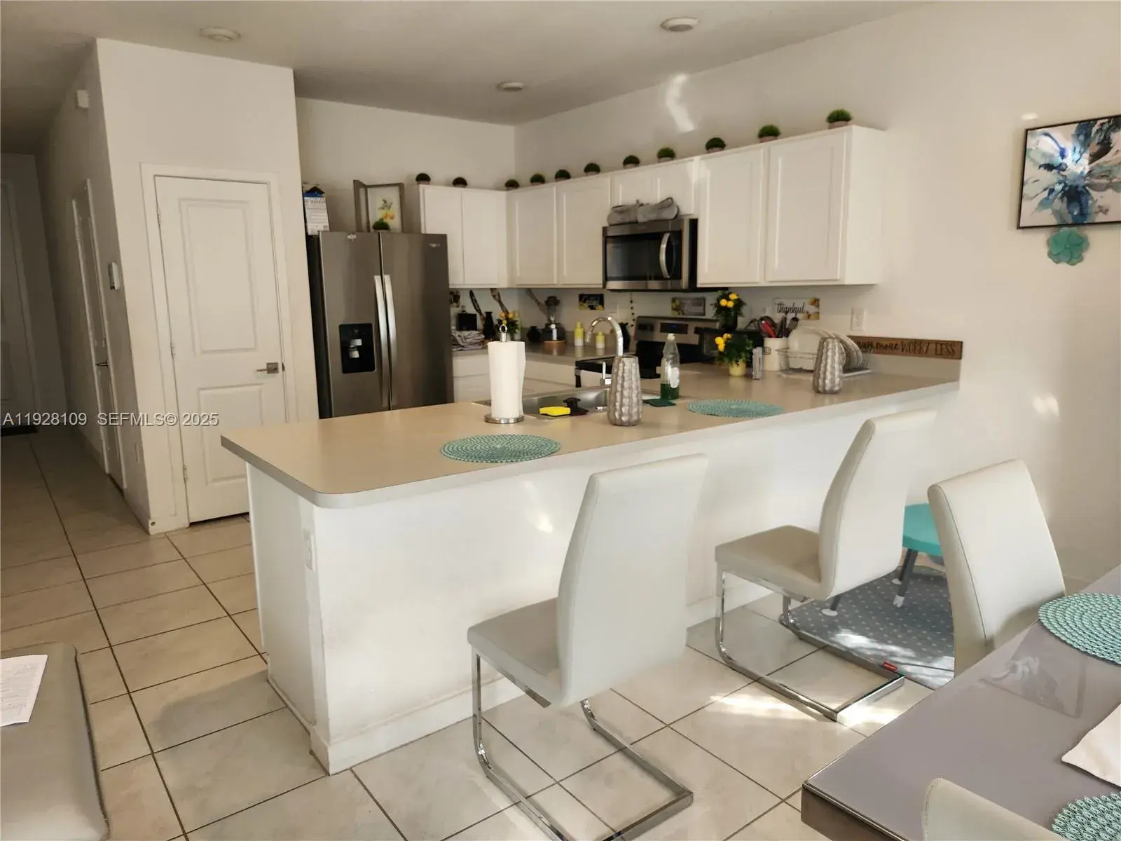 916 SE 17th Ct, Homestead FL 33034