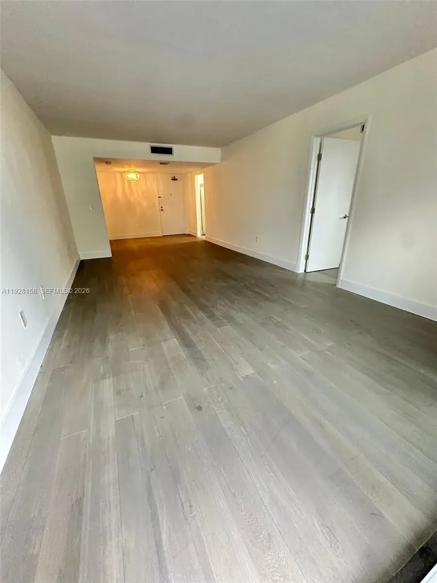 9273 Collins Ave # 207, Surfside FL 33154