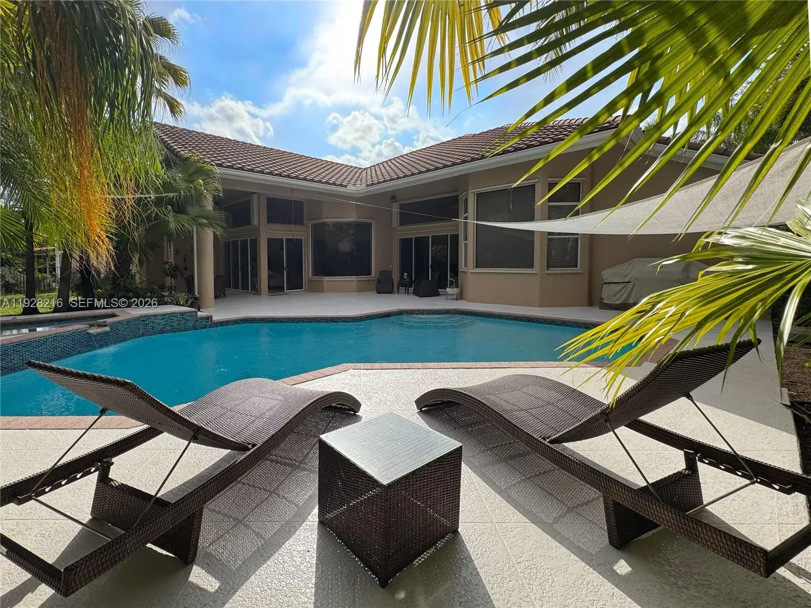 375 Sabal Way, Weston FL 33326