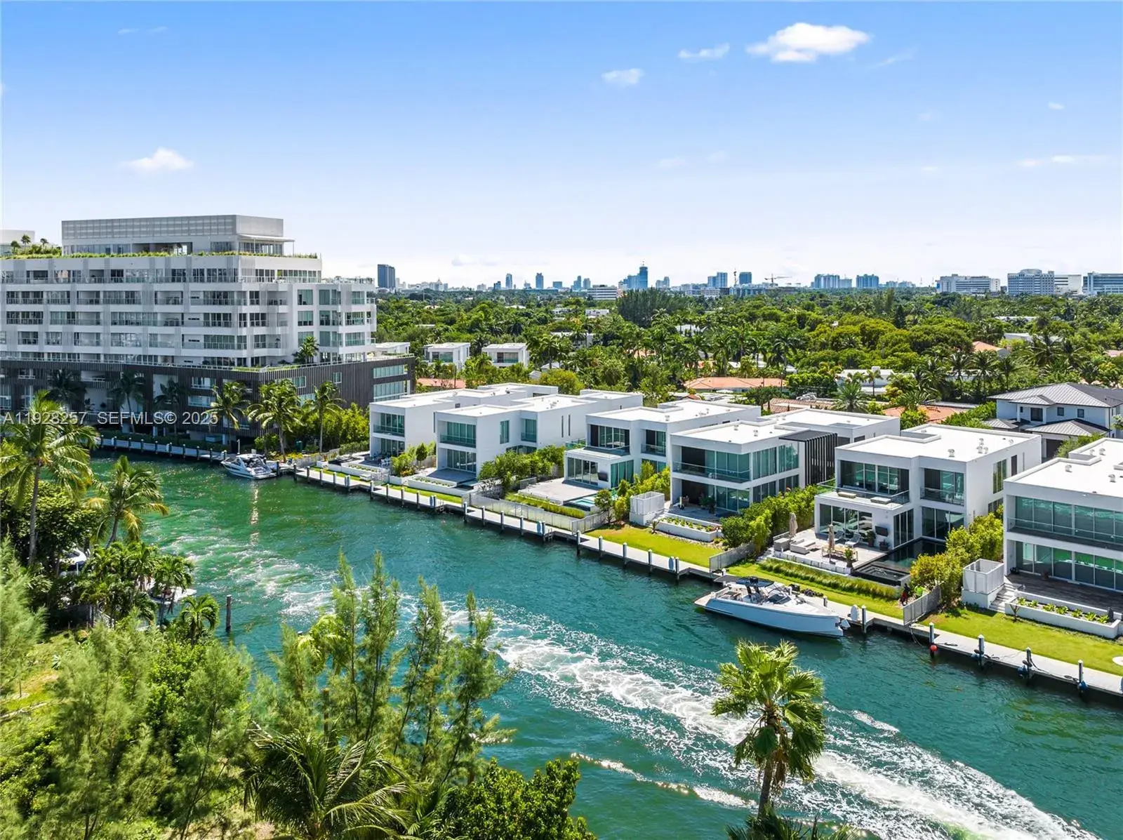 4 bedroom 4 bath for sale at 1031 W 48th St, Miami Beach FL 33140