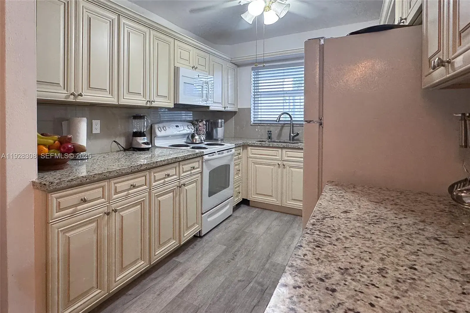 501 Blue Heron Dr # A, Hallandale Beach FL 33009