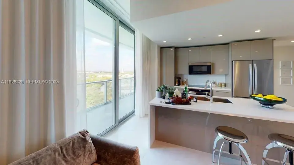 2000 Metropica Way # 1701, Sunrise FL 33323