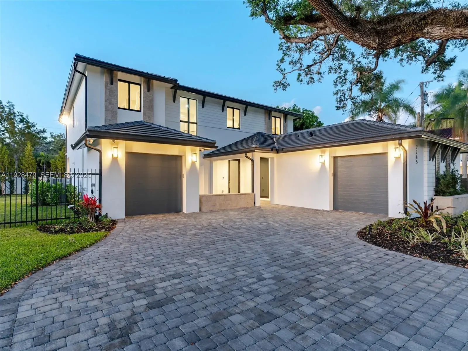 4 bedroom 3 bath Residential for sale at 7285 SW 72nd Ter, Miami FL 33143