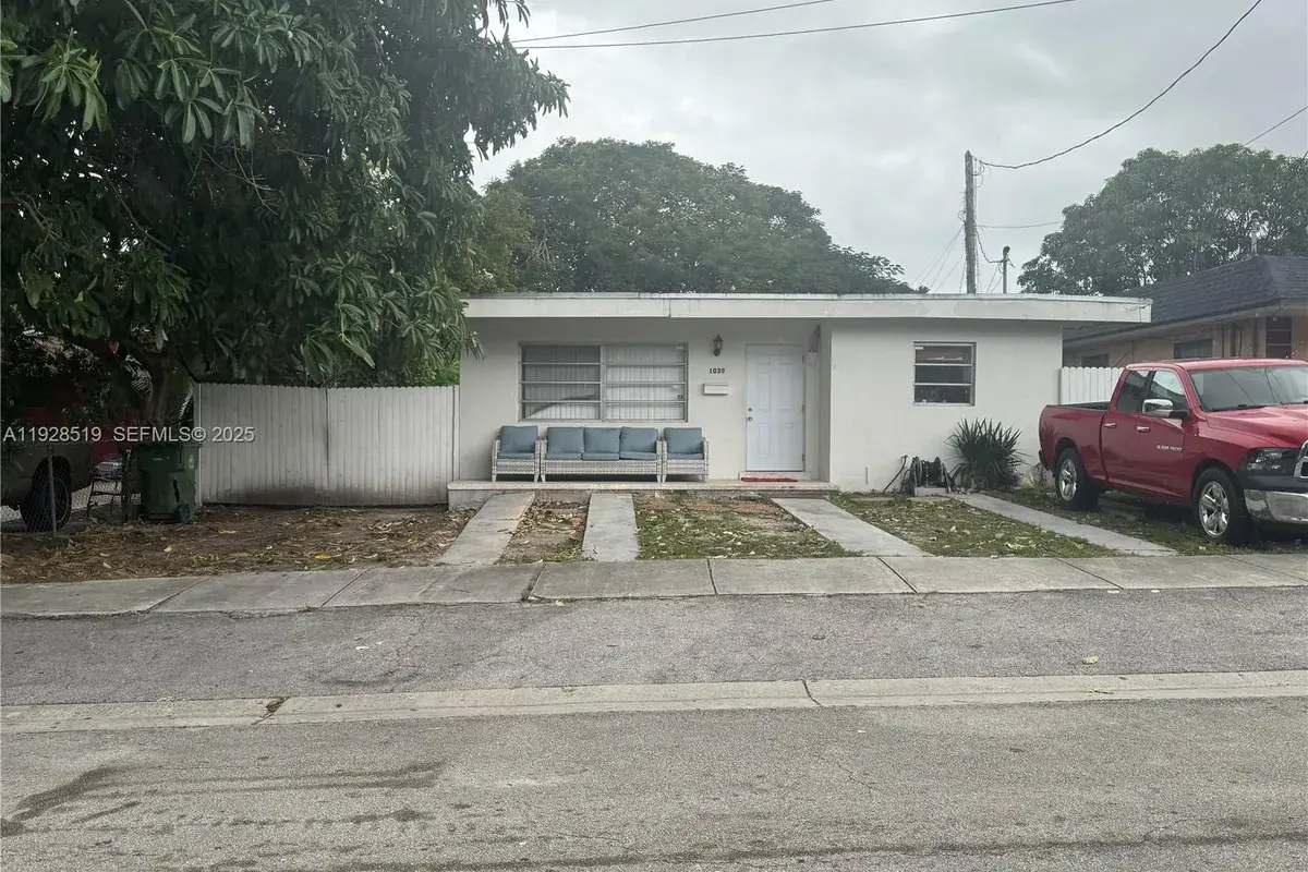 1032 SW 10th Street, Miami FL 33130