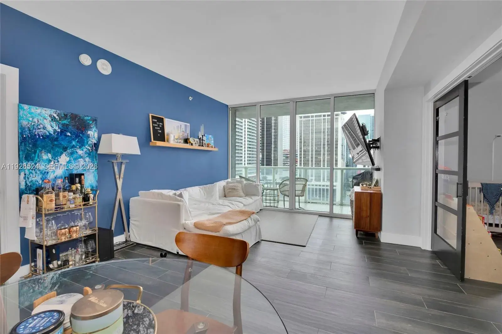 253 NE 2nd St # 1710, Miami FL 33132