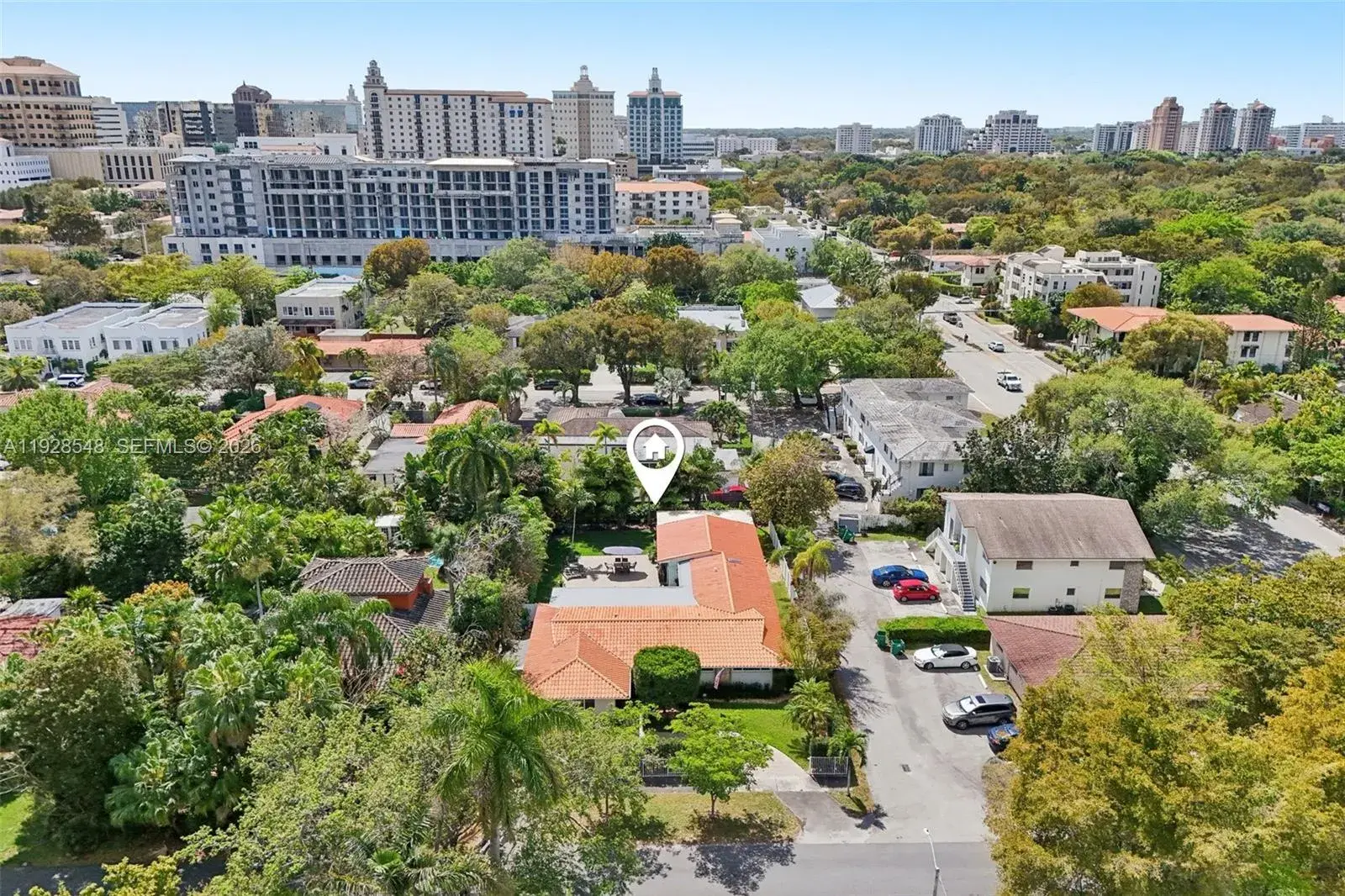 6 bedroom 3 bath for sale at 360 Menores Ave, Coral Gables FL 33134