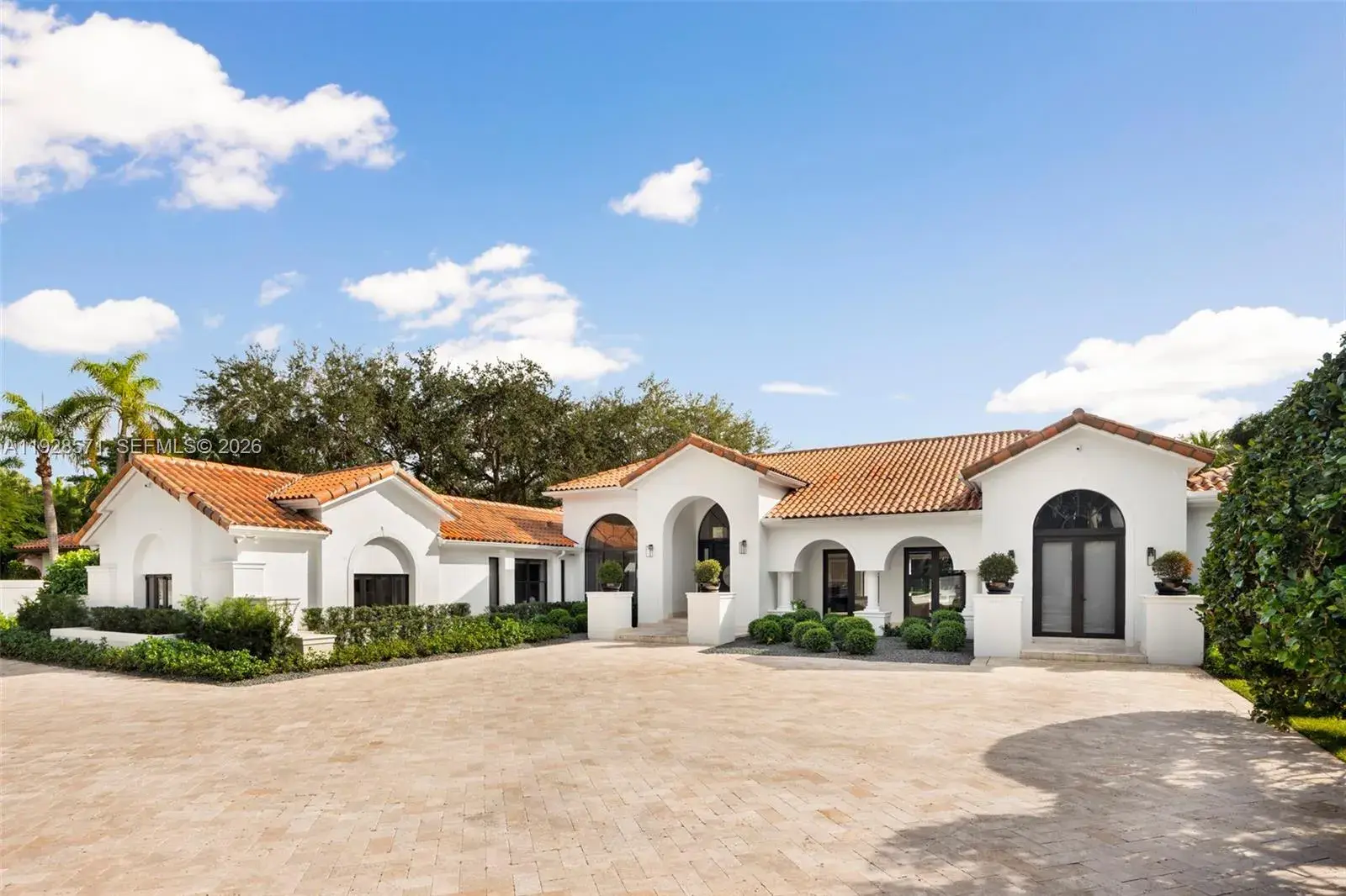 6 bedroom 7 bath Residential for sale at 7430 SW 66th St, Miami FL 33143