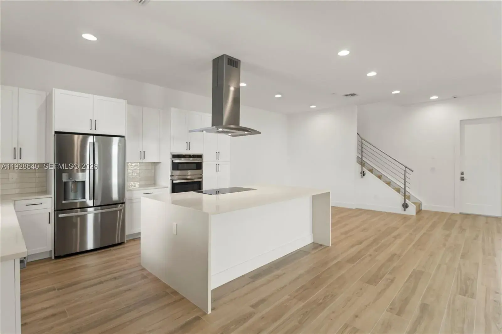 4 bedroom 4 bath Residential Lease for rent at 1419 SW 23rd St, Fort Lauderdale FL 33315