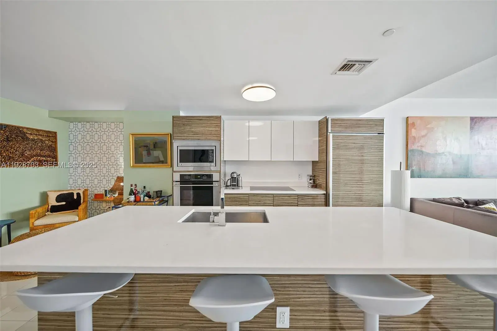 460 NE 28th St # 3904, Miami FL 33137