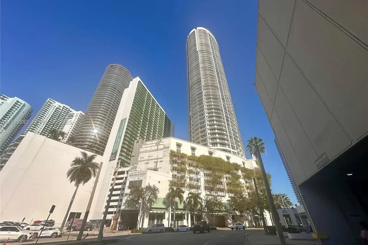 1750 N Bayshore Dr # 1615, Miami FL 33132