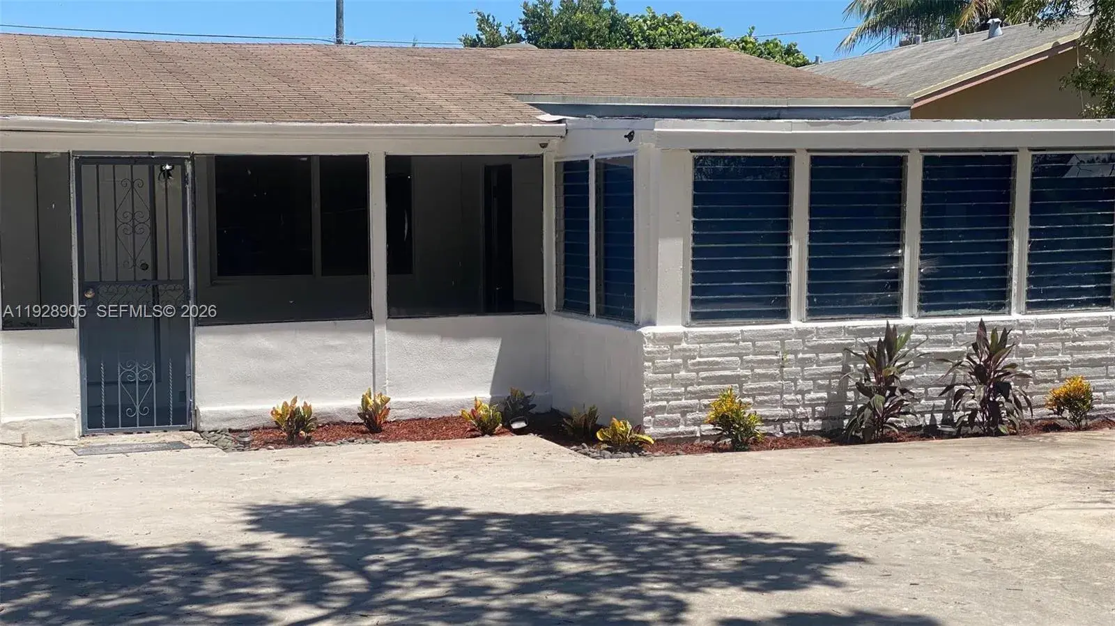 3 bedroom 2 bath Residential for sale at 1947 Garfield St, Hollywood FL 33020