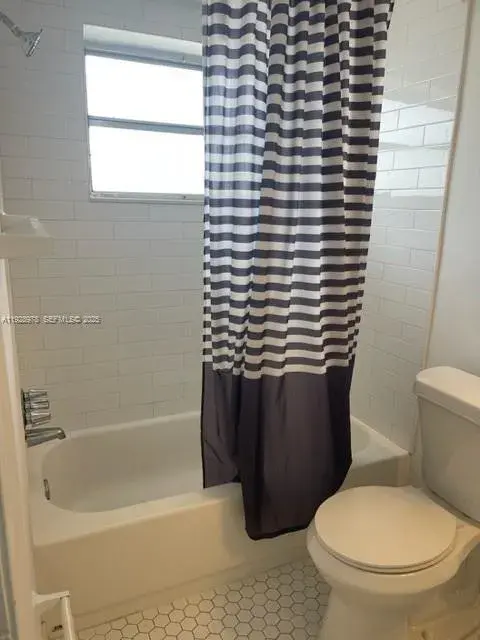 133 SE 4th Ave # 6, Hallandale Beach FL 33009