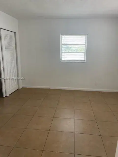 133 SE 4th Ave # 6, Hallandale Beach FL 33009
