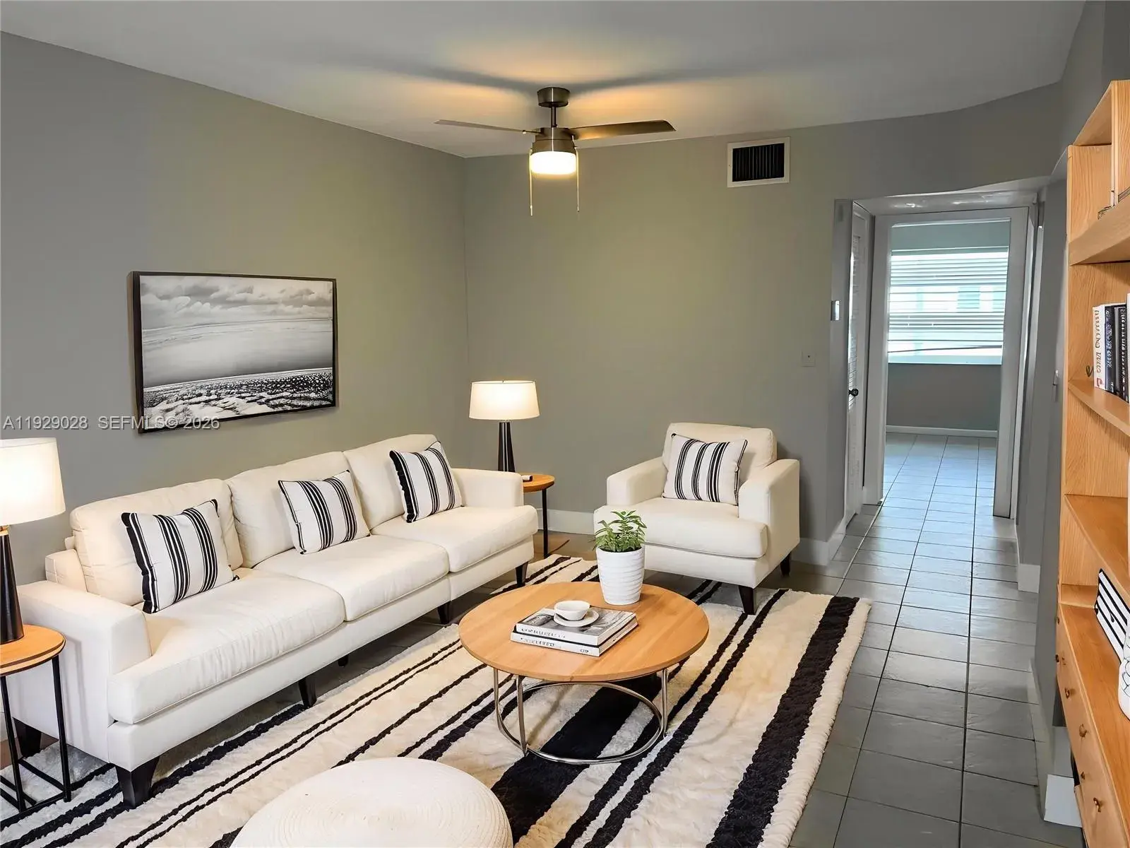 2 bedroom 1 bath Residential Lease for rent at 335 SW 20th St # 7, Fort Lauderdale FL 33315