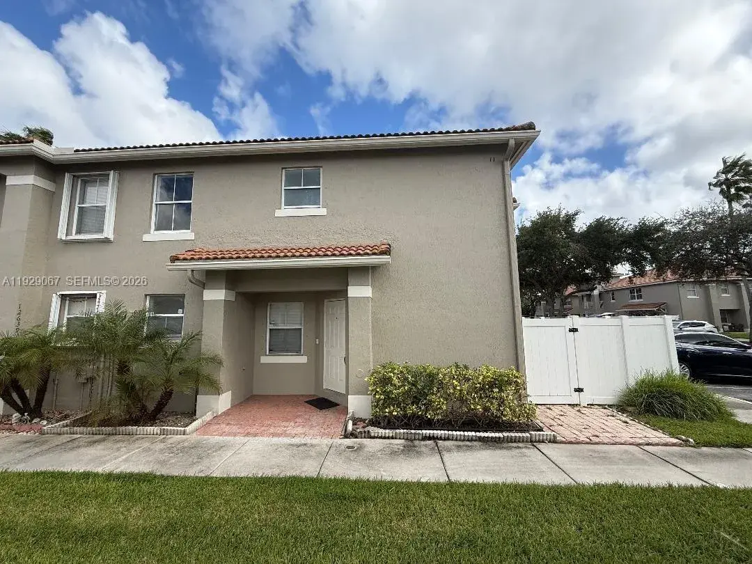 3 bedroom 2 bath Residential for sale at 12637 SW 54th St, Miramar FL 33027