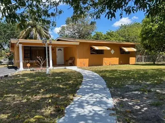 4 bedroom 2 bath Residential Lease for rent at 1536 NW 15th Ave # 0, Fort Lauderdale FL 33311