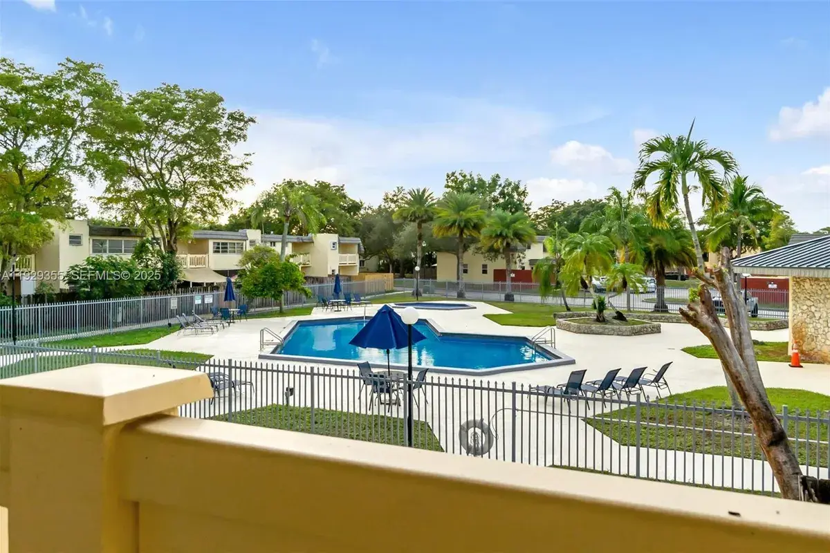 8443 SW 137th Ave # 8443, Miami FL 33183