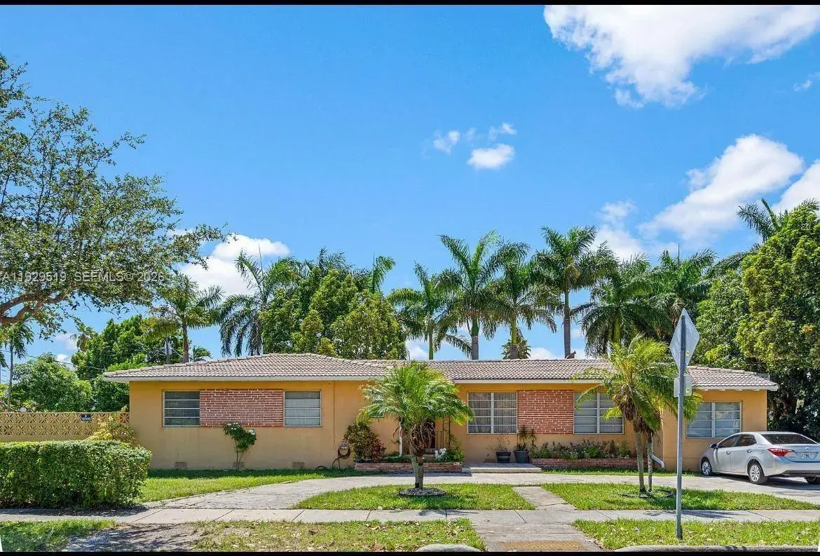 5 bedroom 4 bath Residential for sale at 1400 SW 29th Ave, Miami FL 33145