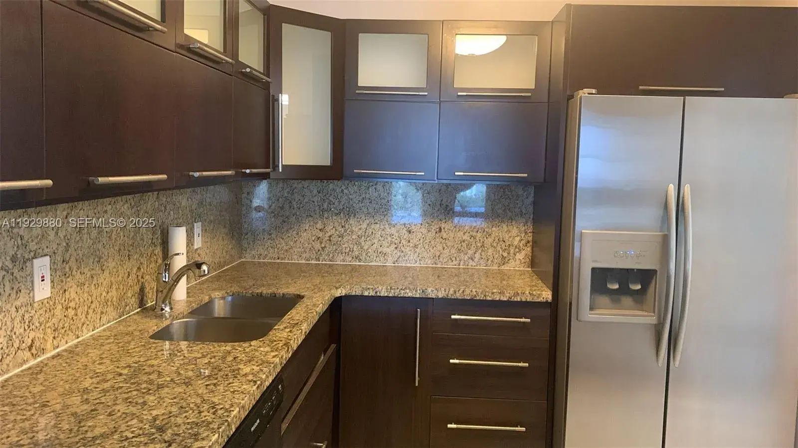 200 Leslie Dr # 1106, Hallandale Beach FL 33009