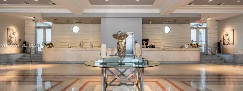 1 bedroom 1 bath Residential for sale at 435 21st St # 212, Miami Beach FL 33139