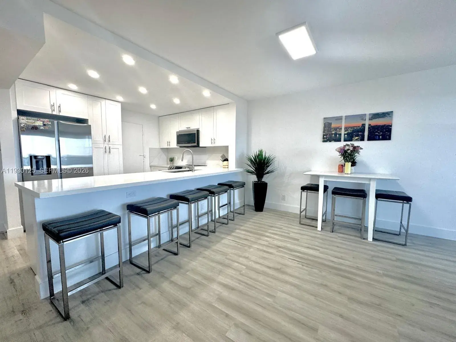 2 bedroom 2 bath Residential for sale at 3800 S Ocean Dr # 1812, Hollywood FL 33019