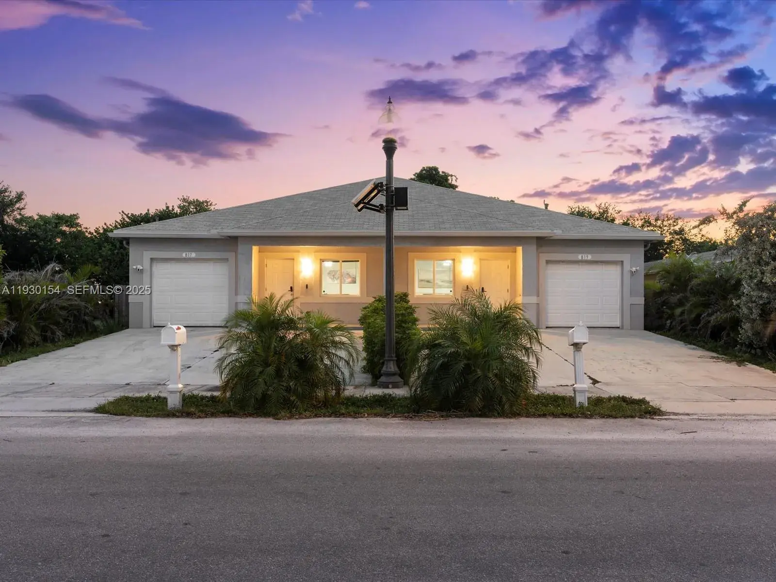 Residential Income for sale at 819 NW 1st Ave, Fort Lauderdale FL 33311