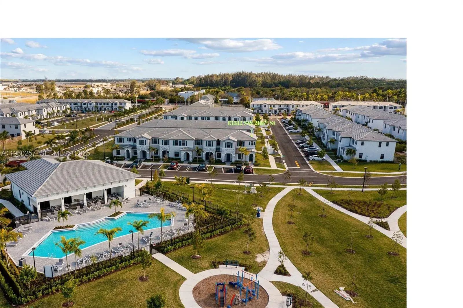 3 bedroom 3 bath Residential for sale at 13312 SW 286th St, Homestead FL 33033