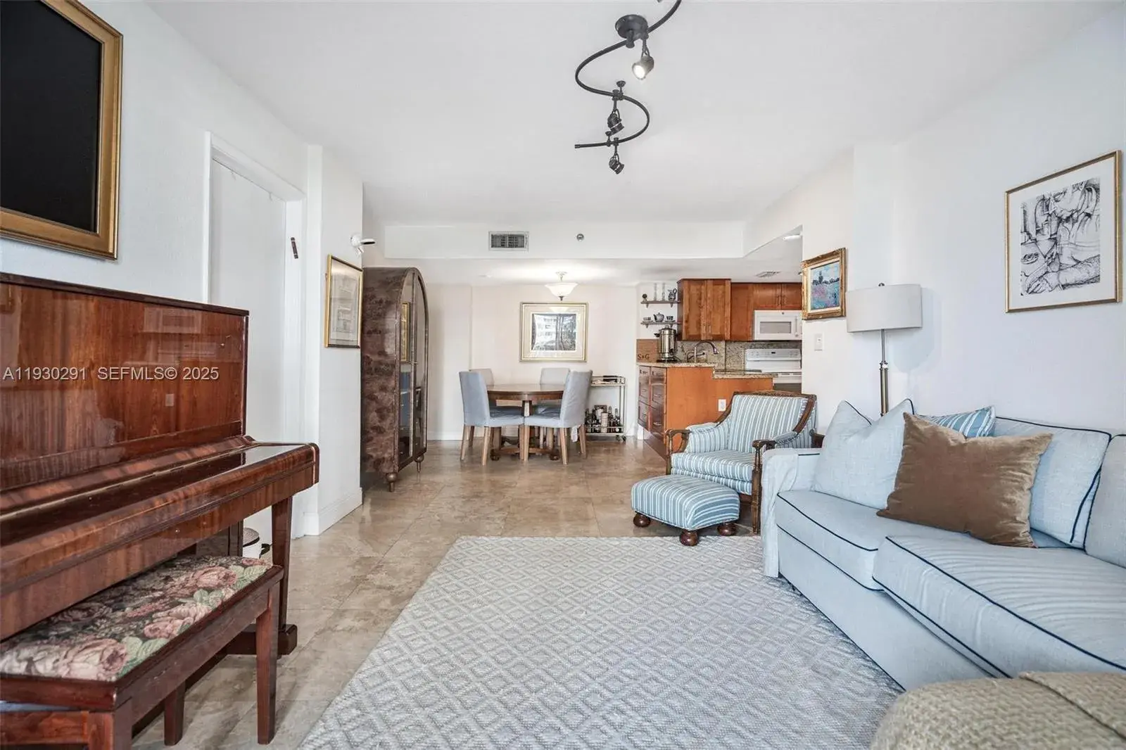 770 Claughton Island Dr # 503, Miami FL 33131