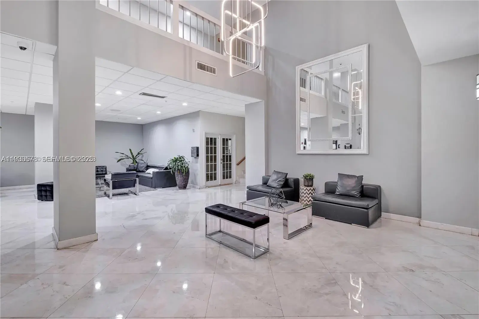 1 bedroom 1 bath Residential for sale at 2780 NE 183rd St # 2011, Aventura FL 33160