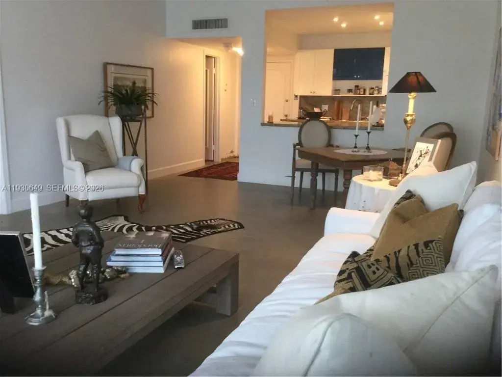 199 OCEAN LANE DR # 102, Key Biscayne FL 33149