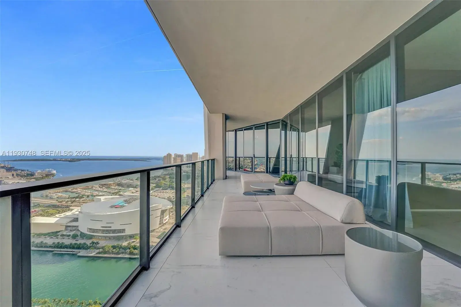 1000 Biscayne Blvd # 3902, Miami FL 33132
