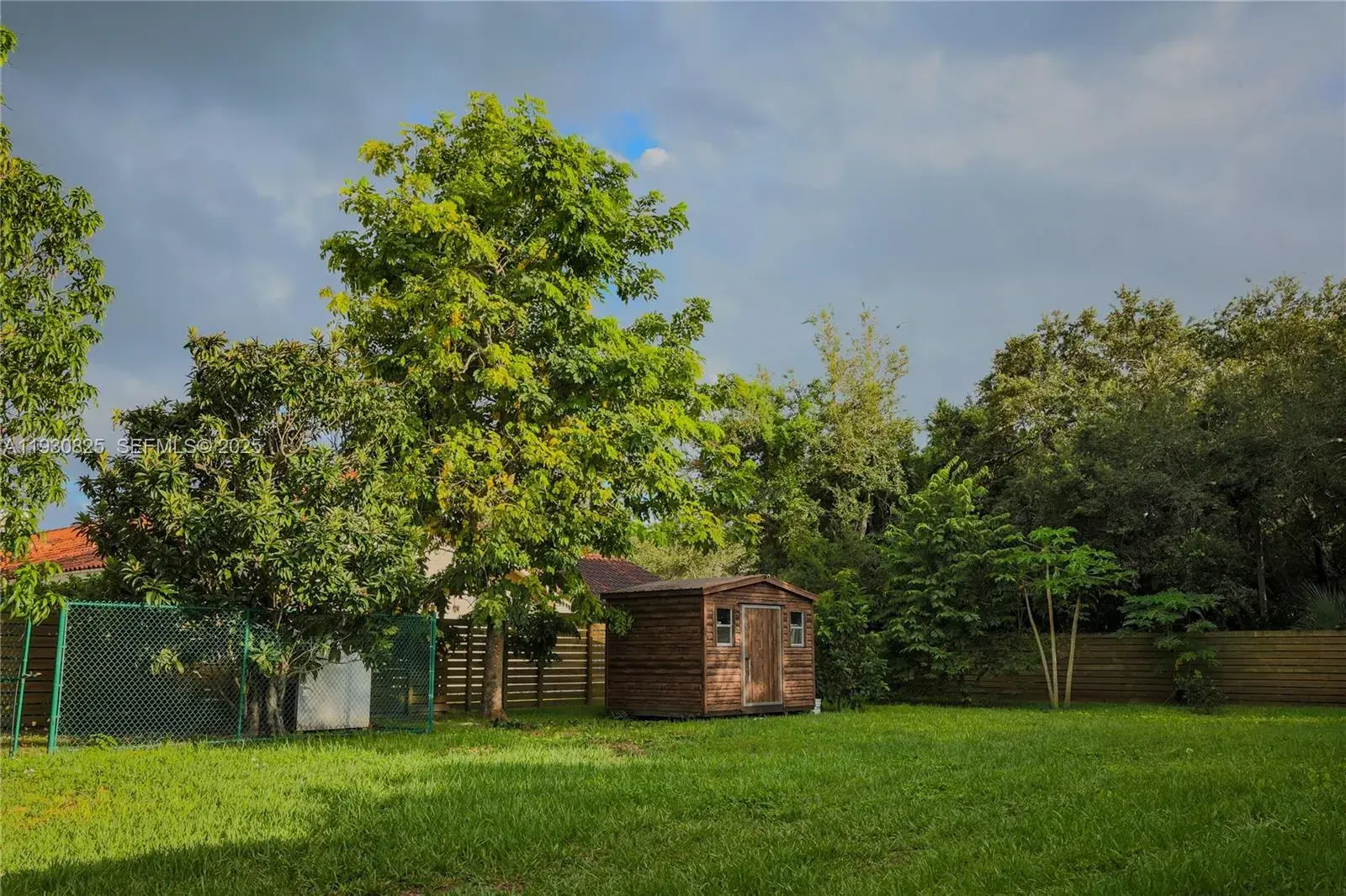 9870 SW 96th St, Miami FL 33176