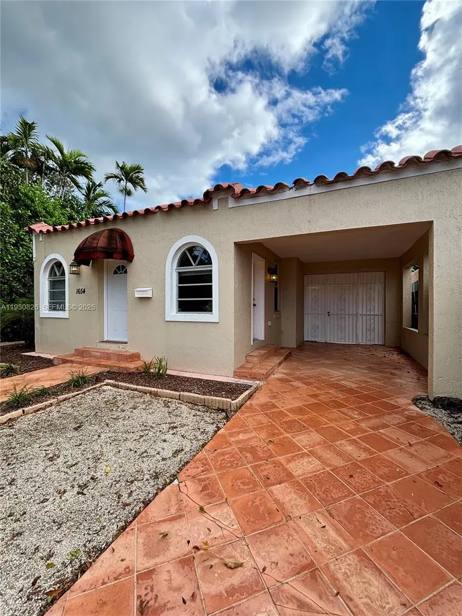 1654 SW 14th Ter, Miami FL 33145