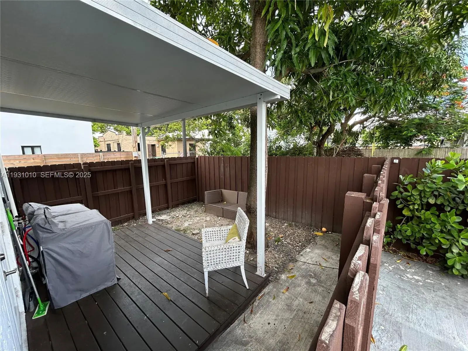 551 NW 41st St # 4, Miami FL 33127