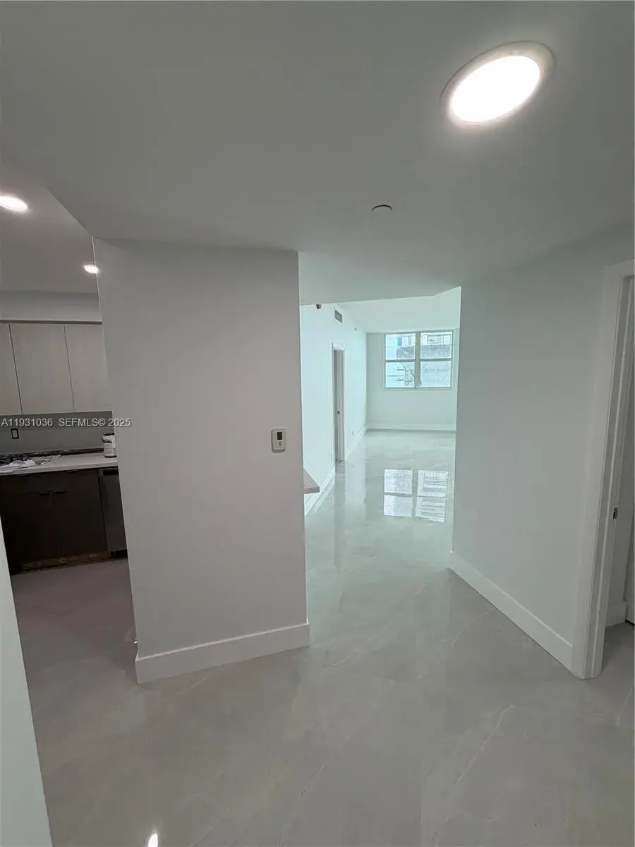 2475 Brickell Ave # 2007, Miami FL 33129