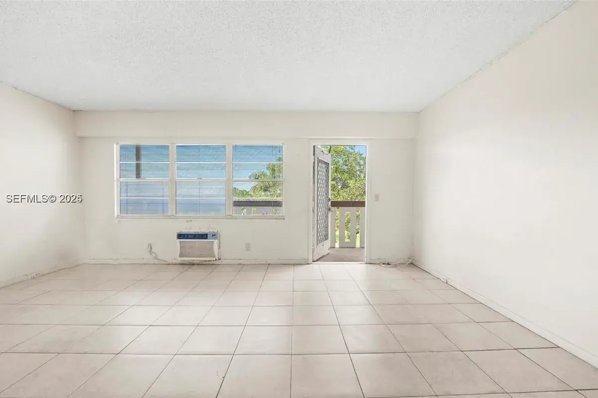 79 Suffolk B # 79, Boca Raton FL 33434