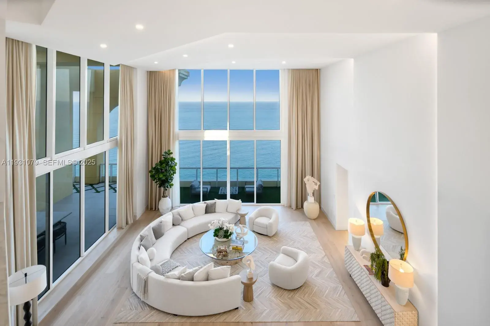 5 bedroom 5 bath for sale at 17875 Collins Ave, Sunny Isles Beach FL 33160