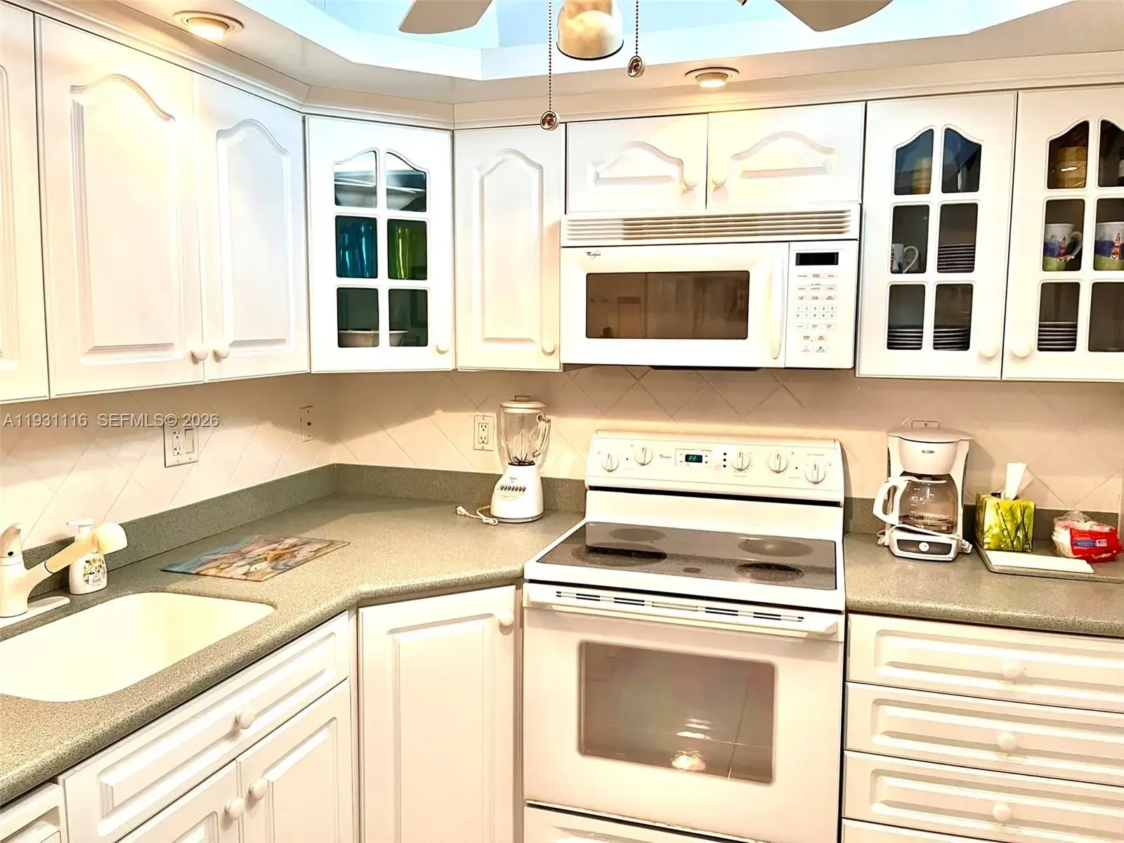 3180 S Ocean Dr # 204, Hallandale Beach FL 33009