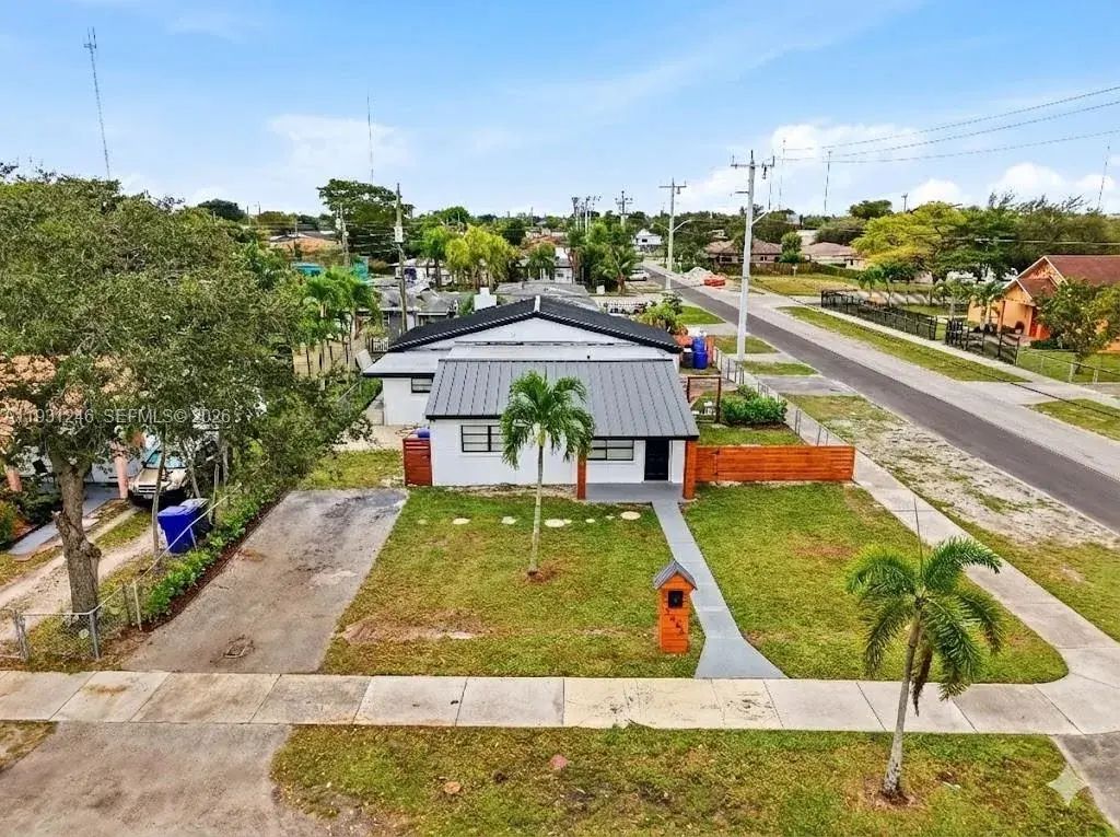 Residential Income for sale at 5666 Mayo St, Hollywood FL 33023
