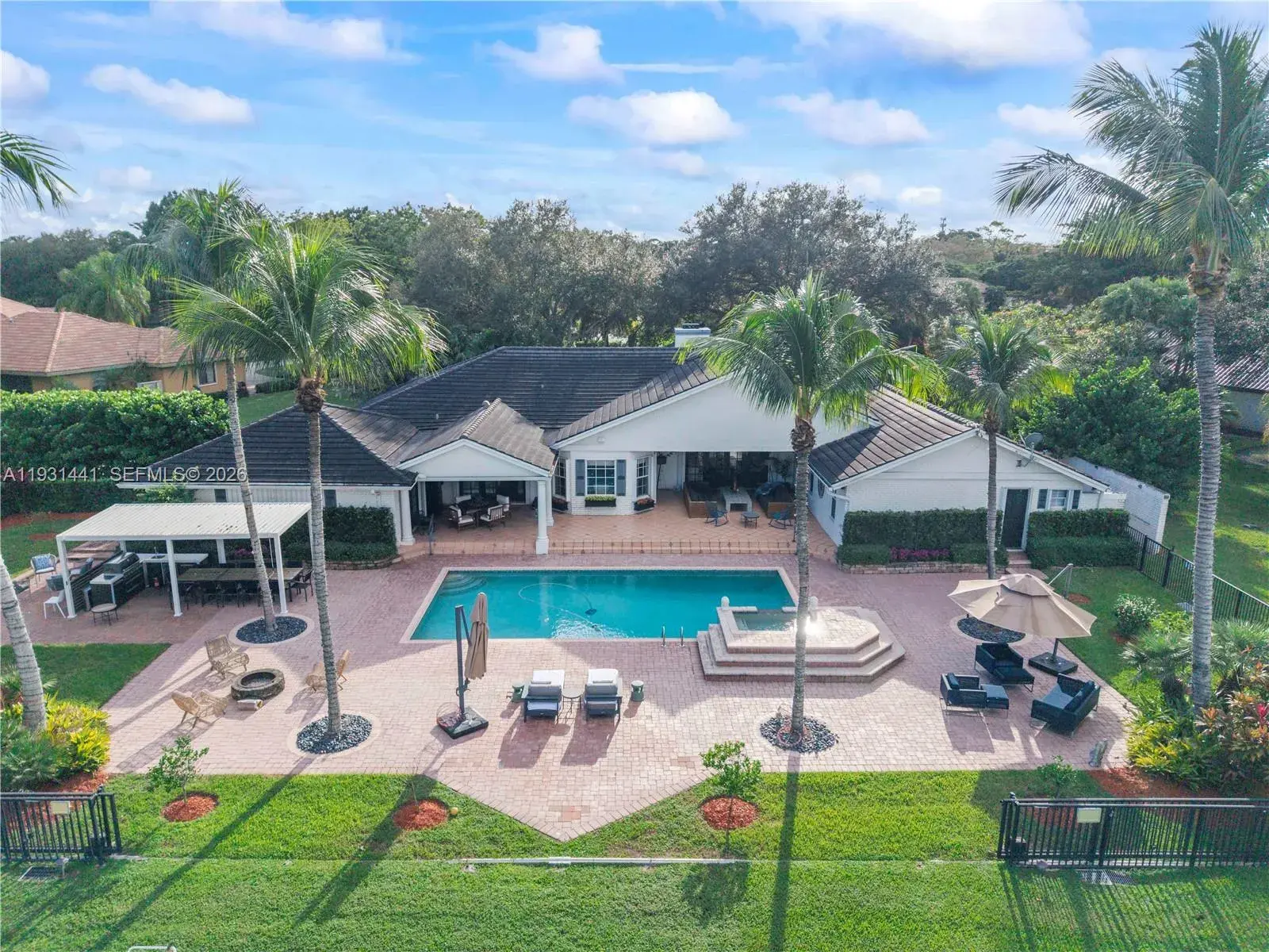 4 bedroom 3 bath Residential for sale at 8020 NW 47th Dr, Coral Springs FL 33067