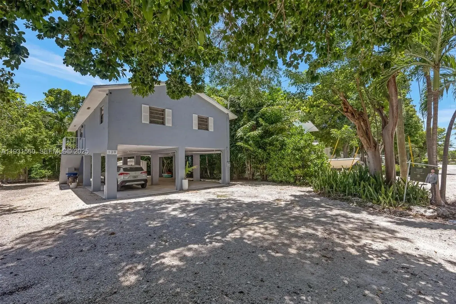 139 N Bay Harbor Dr, Key Largo FL 33037