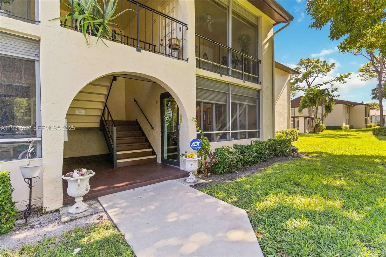3528 La Mar Ct, Green Acres FL 33463