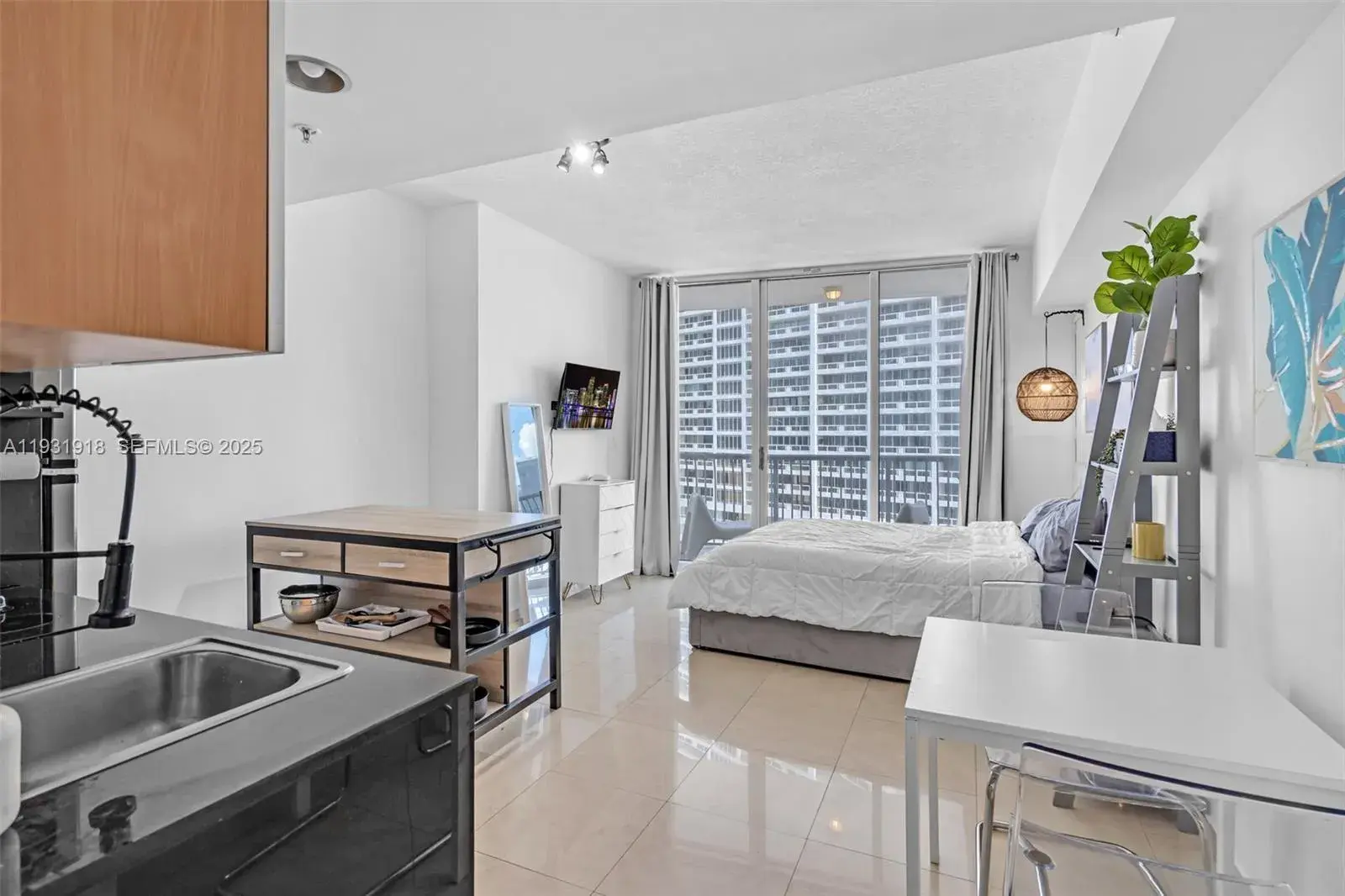 1750 N Bayshore Dr # 1204, Miami FL 33132