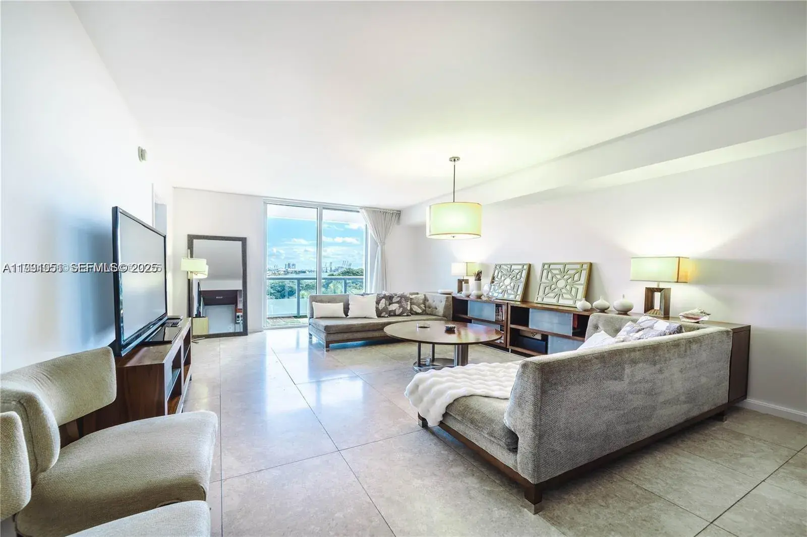 50 Biscayne Blvd # 602, Miami FL 33132