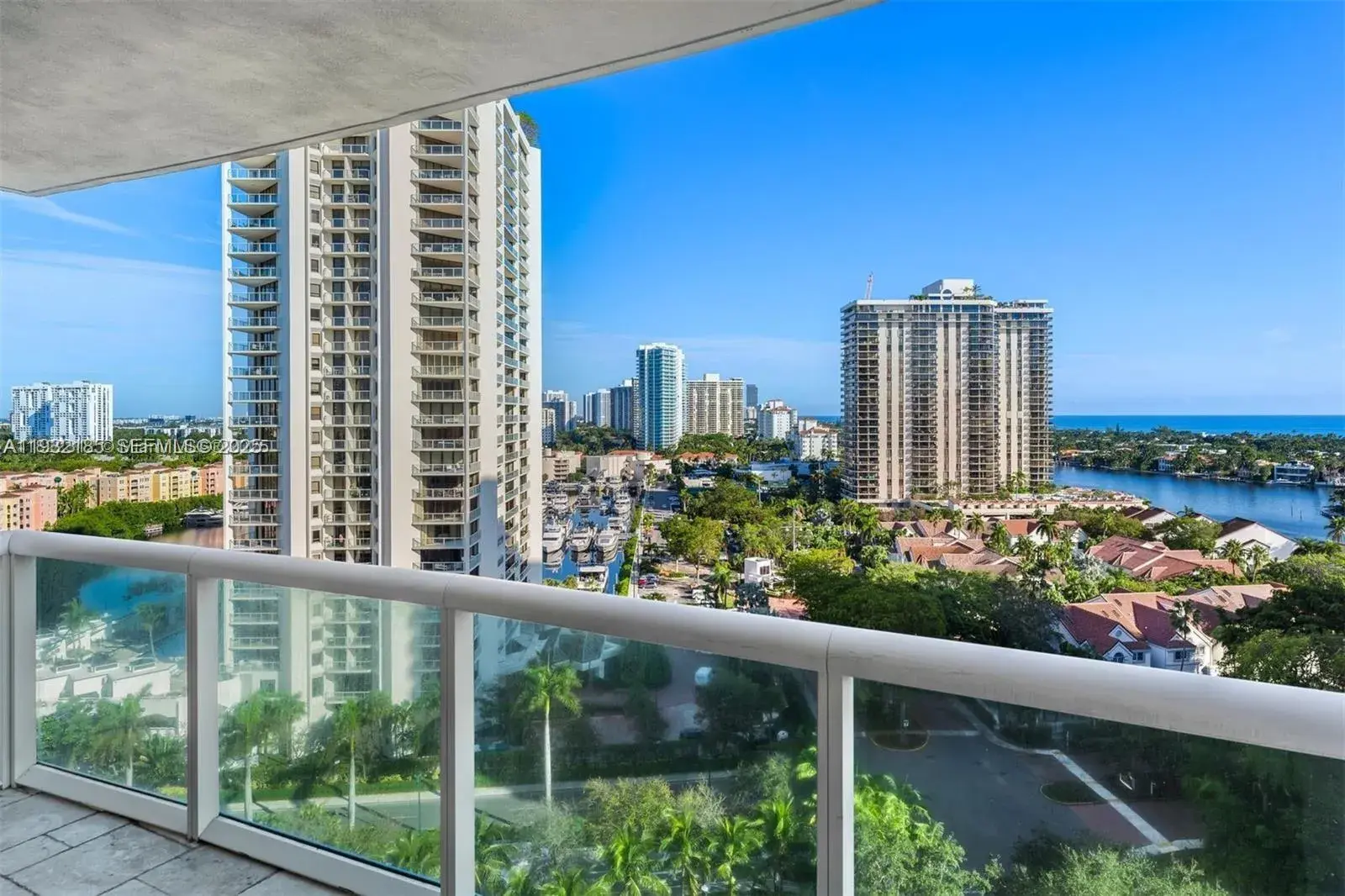 2 bedroom 2 bath Residential Lease for rent at 19400 Turnberry Way # 1621, Aventura FL 33180