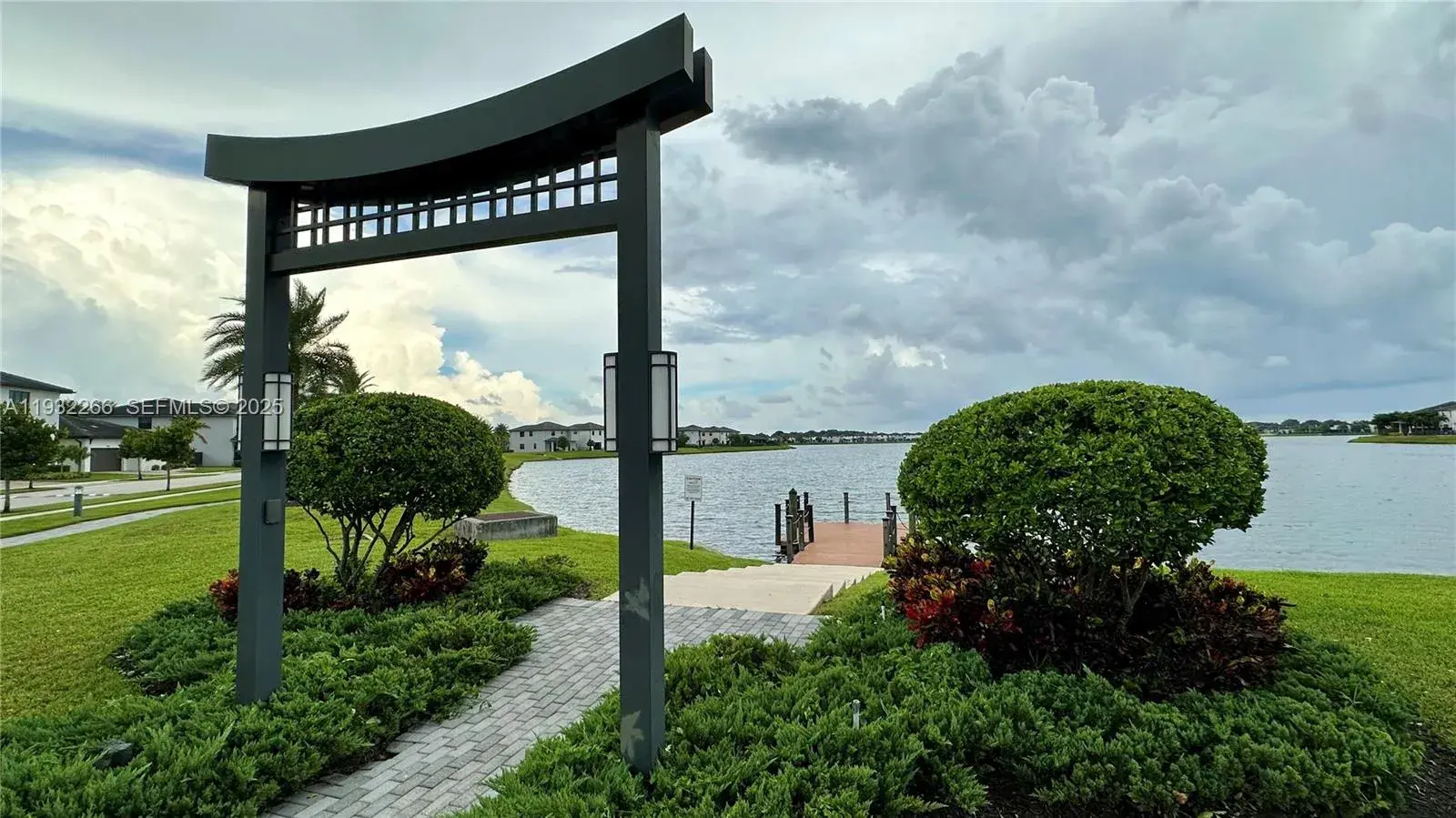 9155 NW 161st St, Miami Lakes FL 33018