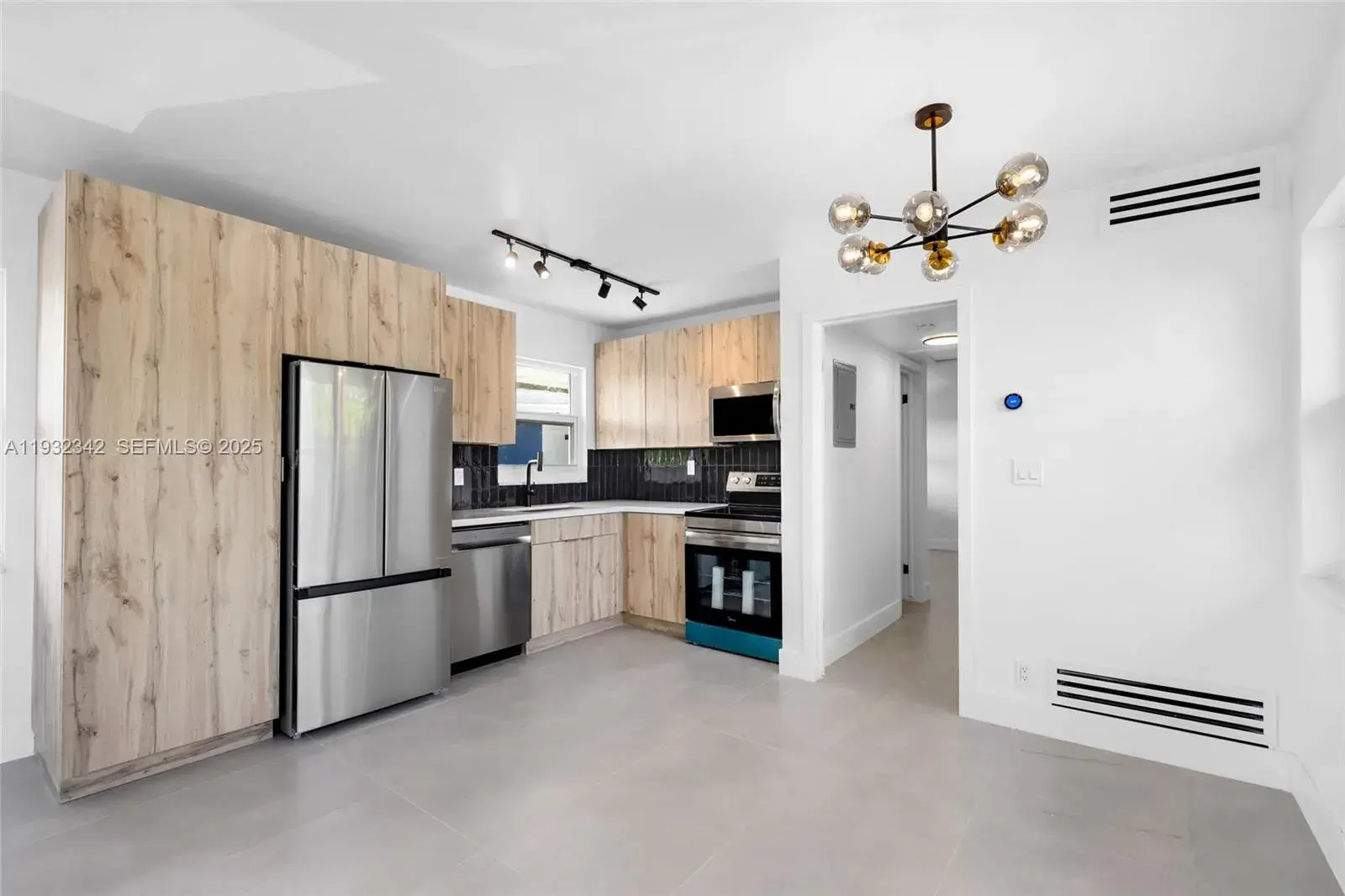 5195 NE 18th Ave # 3, Fort Lauderdale FL 33334