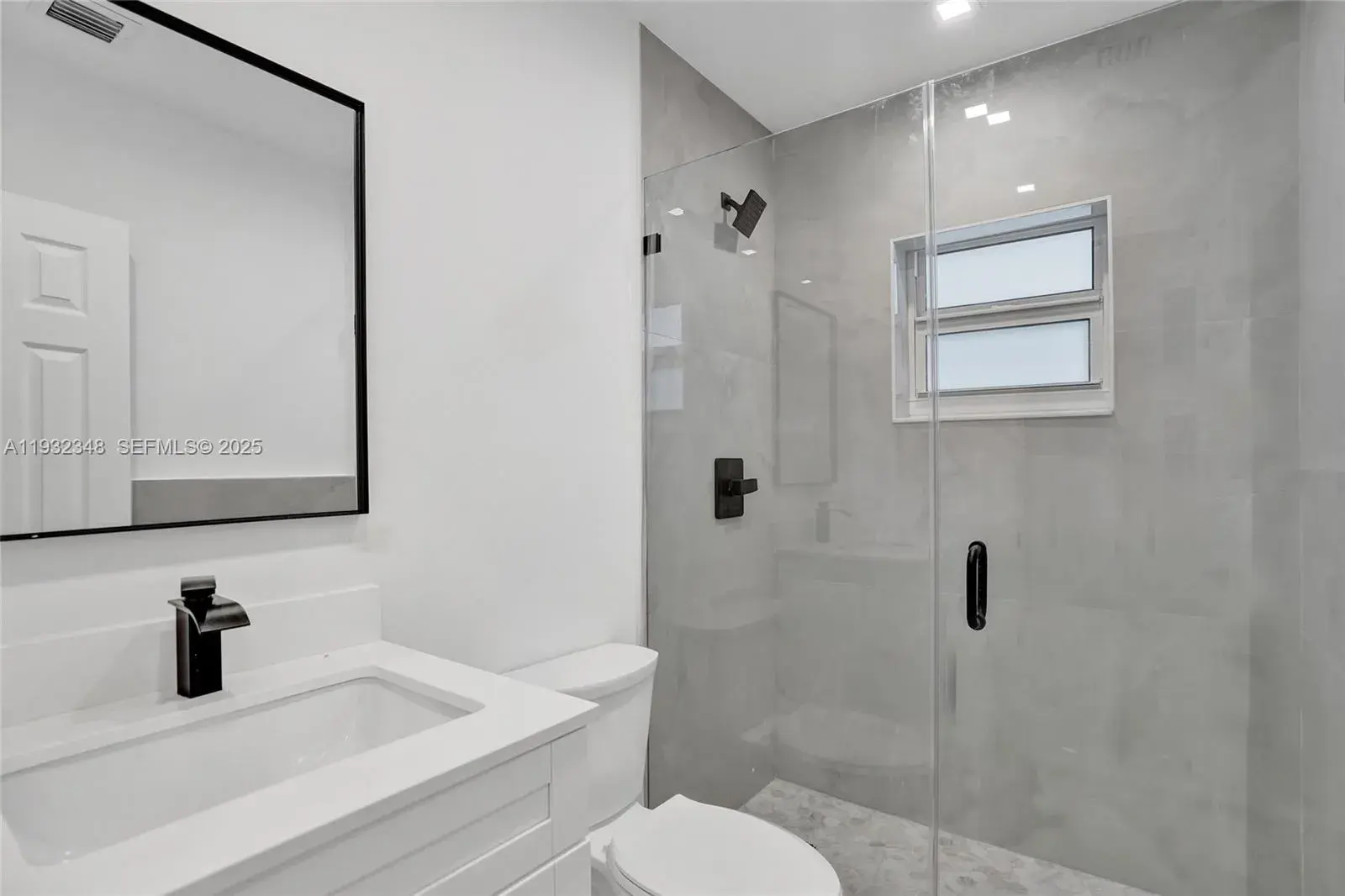 922 NW 4th Ave # 3, Fort Lauderdale FL 33311