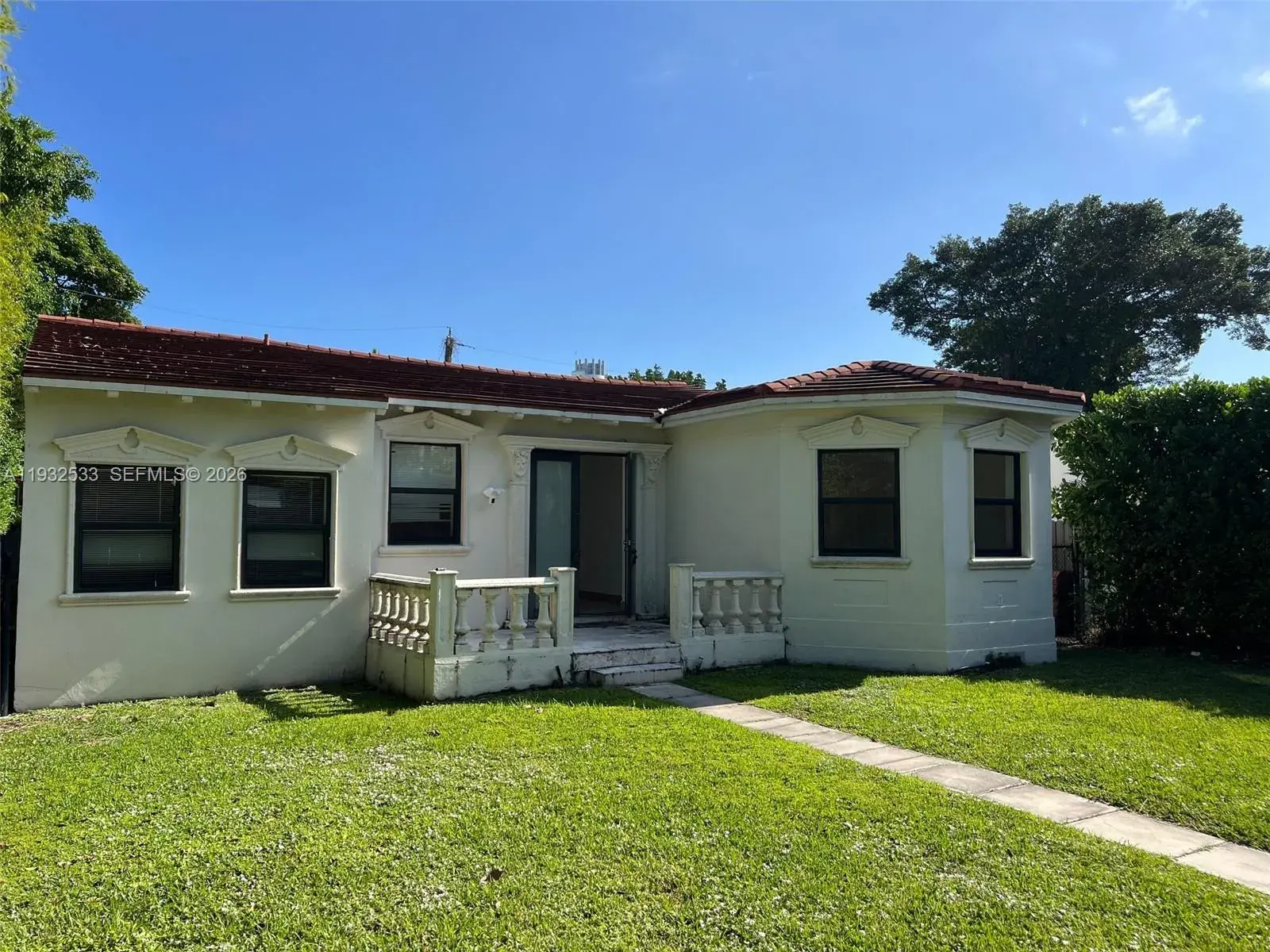 4 bedroom 4 bath for sale at 4575 Post Ave, Miami Beach FL 33140